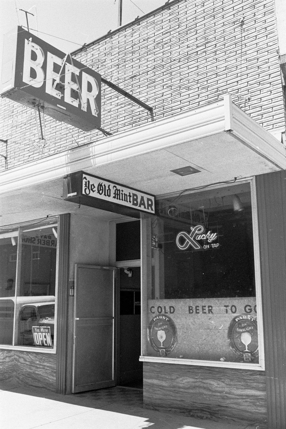 Ye Old Mint Bar, 1978